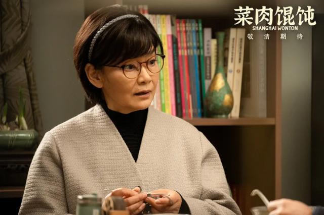 改编为评弹版金莹谈《菜肉馄饨》人物台词改几十稿开元棋牌从文本向影像转化:高博文讲《繁花》如何(图3) 改编为评弹版金莹谈《菜肉馄饨》人物台词改几十稿开元棋牌从文本向影像转化:高博文讲《繁花》如何(图3)